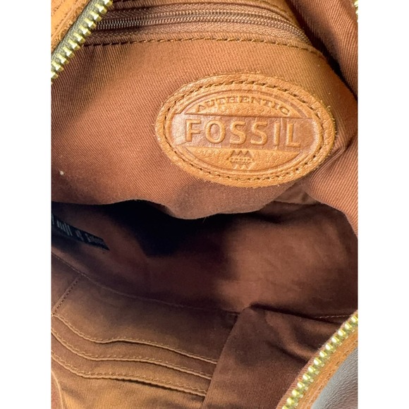 Vintage‎ Fossil Leather Crossbody Bag Brown Saddle Adjustable Strap Zip Pockets - Picture 4 of 9